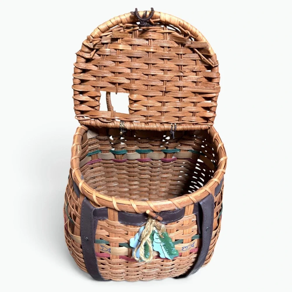 Handcrafted Woven Split Oak Fishing Creel Basket Backpack Cabin Decor